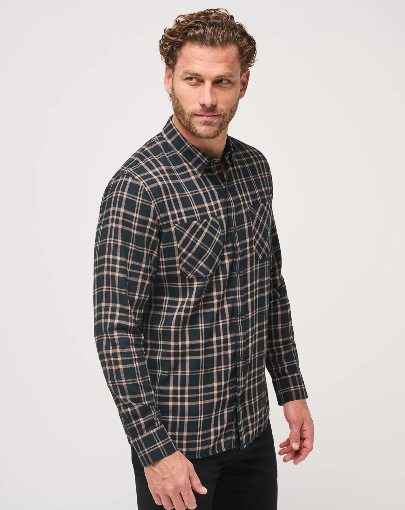 CLOUD FLANNEL PLAID BUTTON-UP*TravisMathew Best Sale