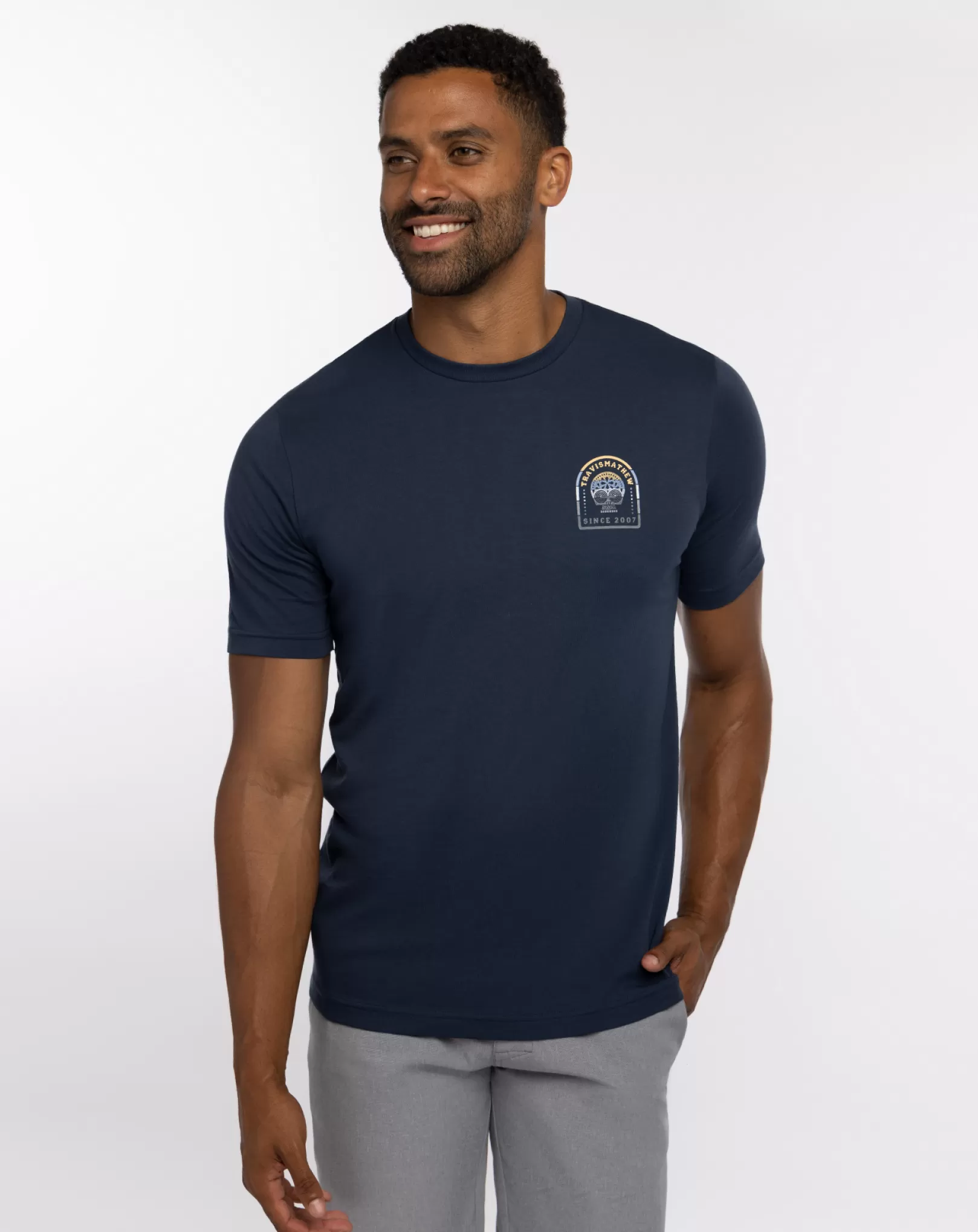 FREE DAY TEE*TravisMathew Shop