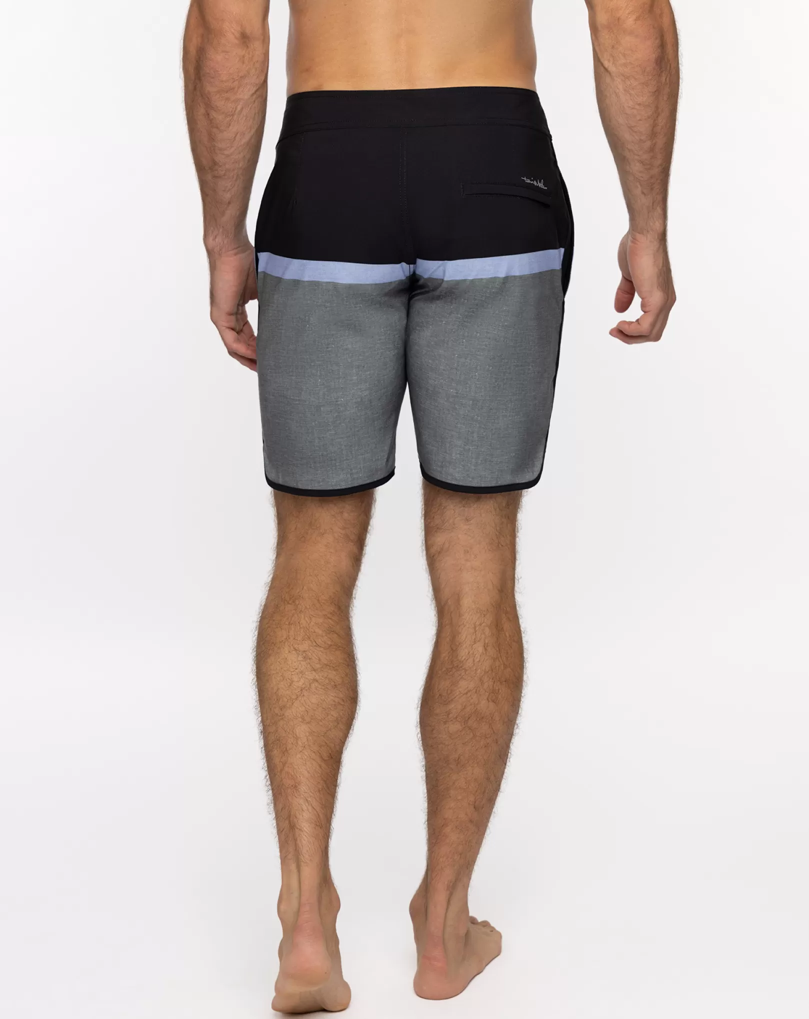 LEVEL FIVE HEAT BOARDSHORT*TravisMathew Online