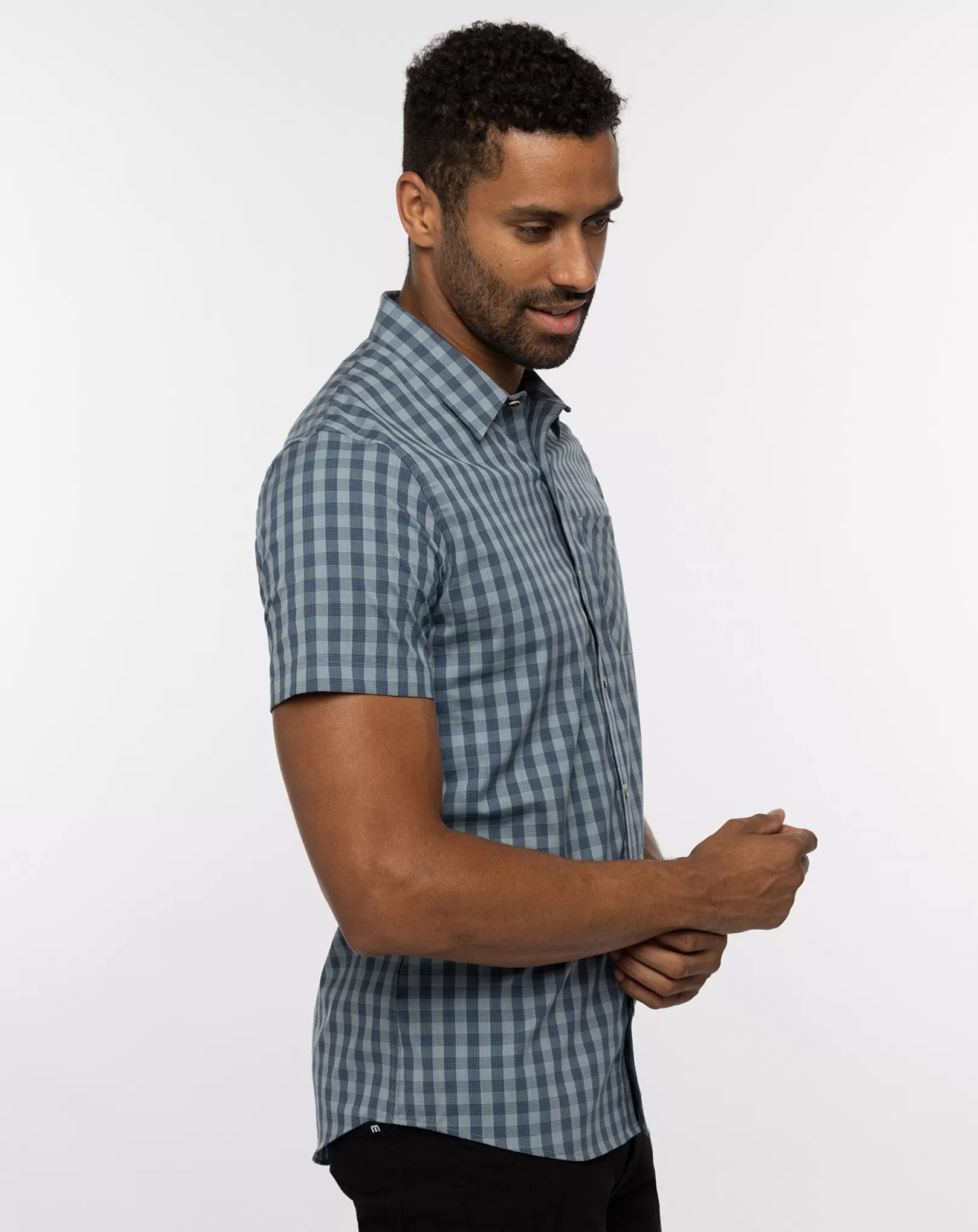 SUNDAY SIESTA BUTTON-UP*TravisMathew Shop